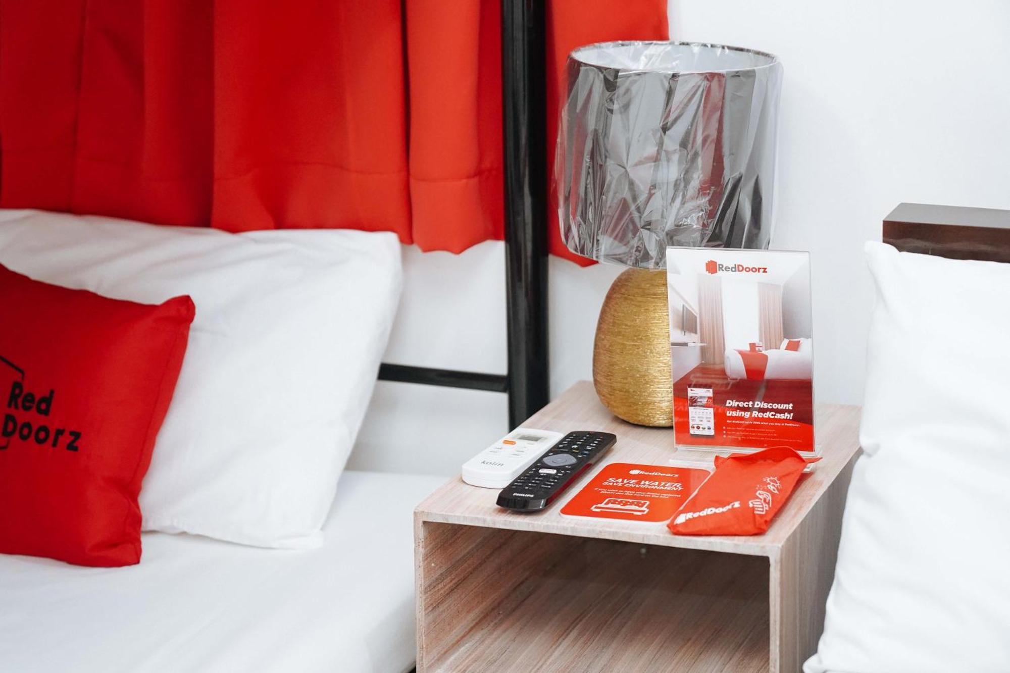 Reddoorz Plus At Billy'S Resort Ослоб Екстериор снимка